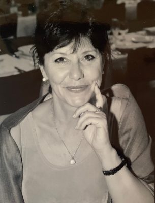 Dr. Elena Mustakova-Possardt